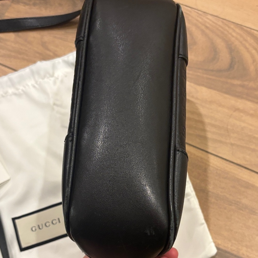 Gucci  Women’s Black Leather Crossbody Bag - Picture 7 of 7